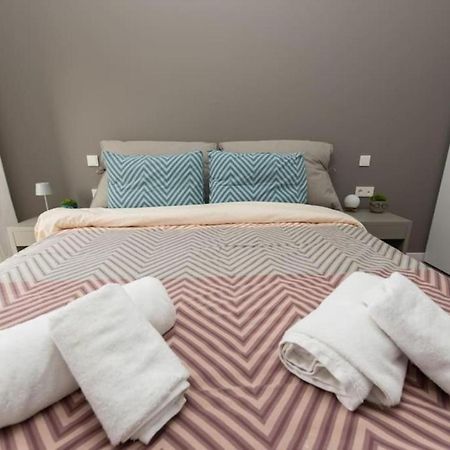 Brand-New Flat With A City View 雅典 外观 照片